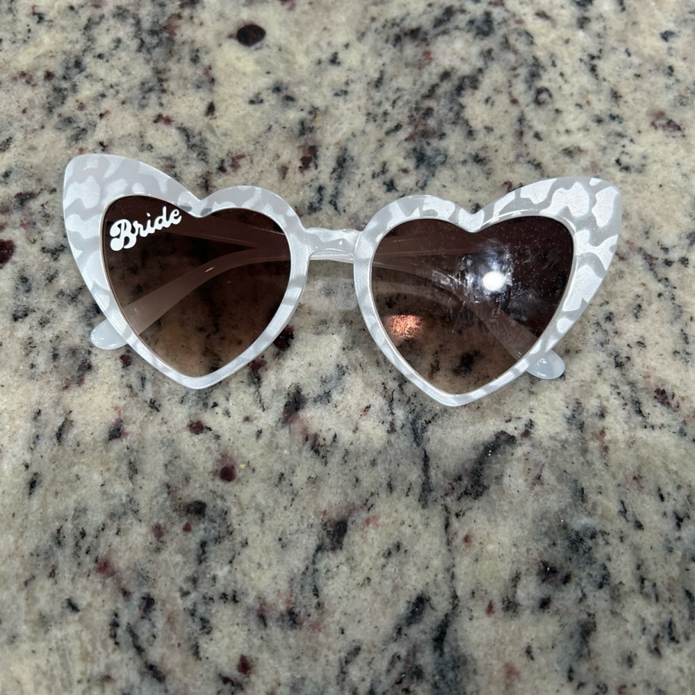BRAND NEW BRIDE GLASSES